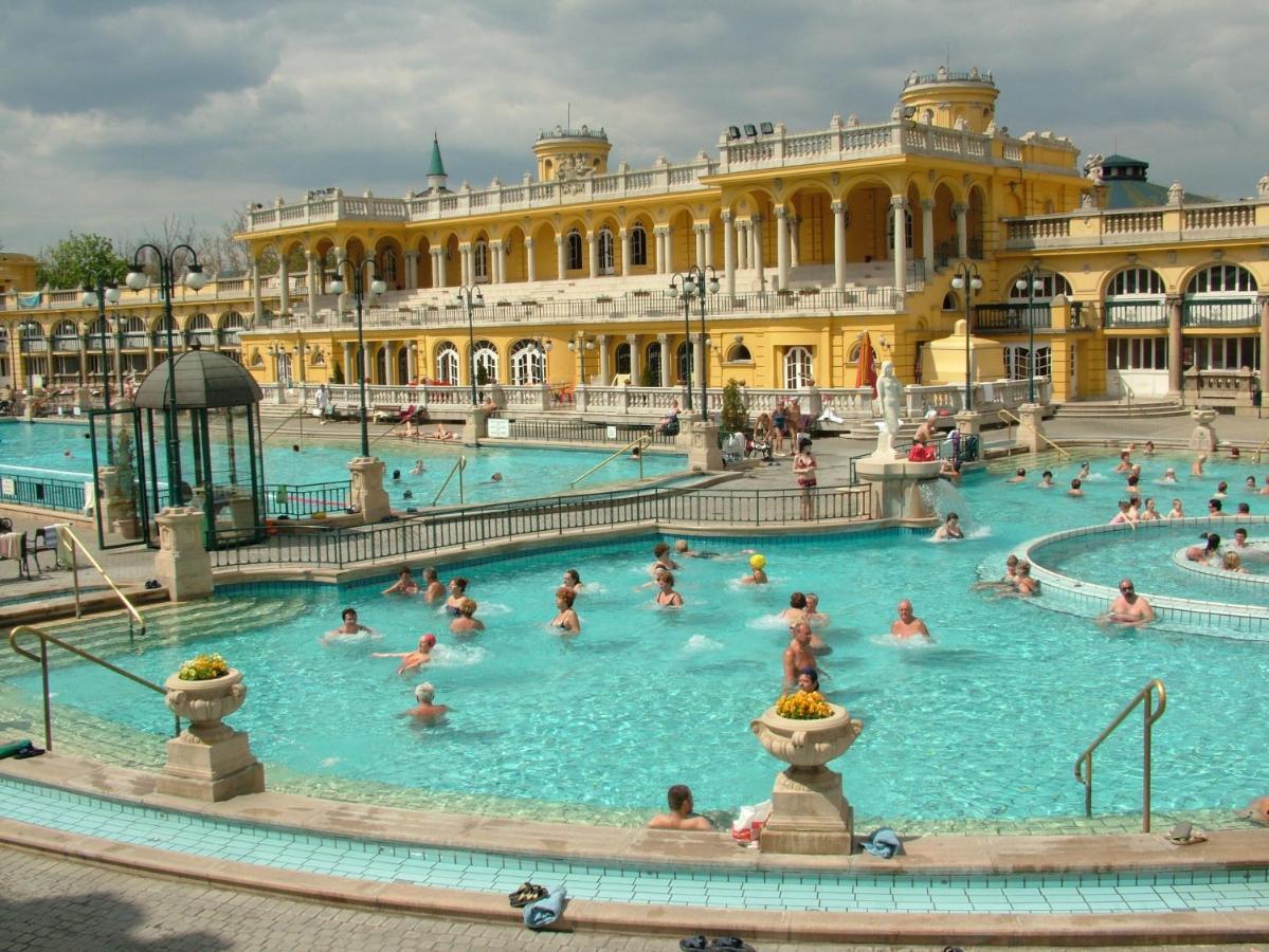 Heroes' Residence Budapeszt Zewnętrze zdjęcie