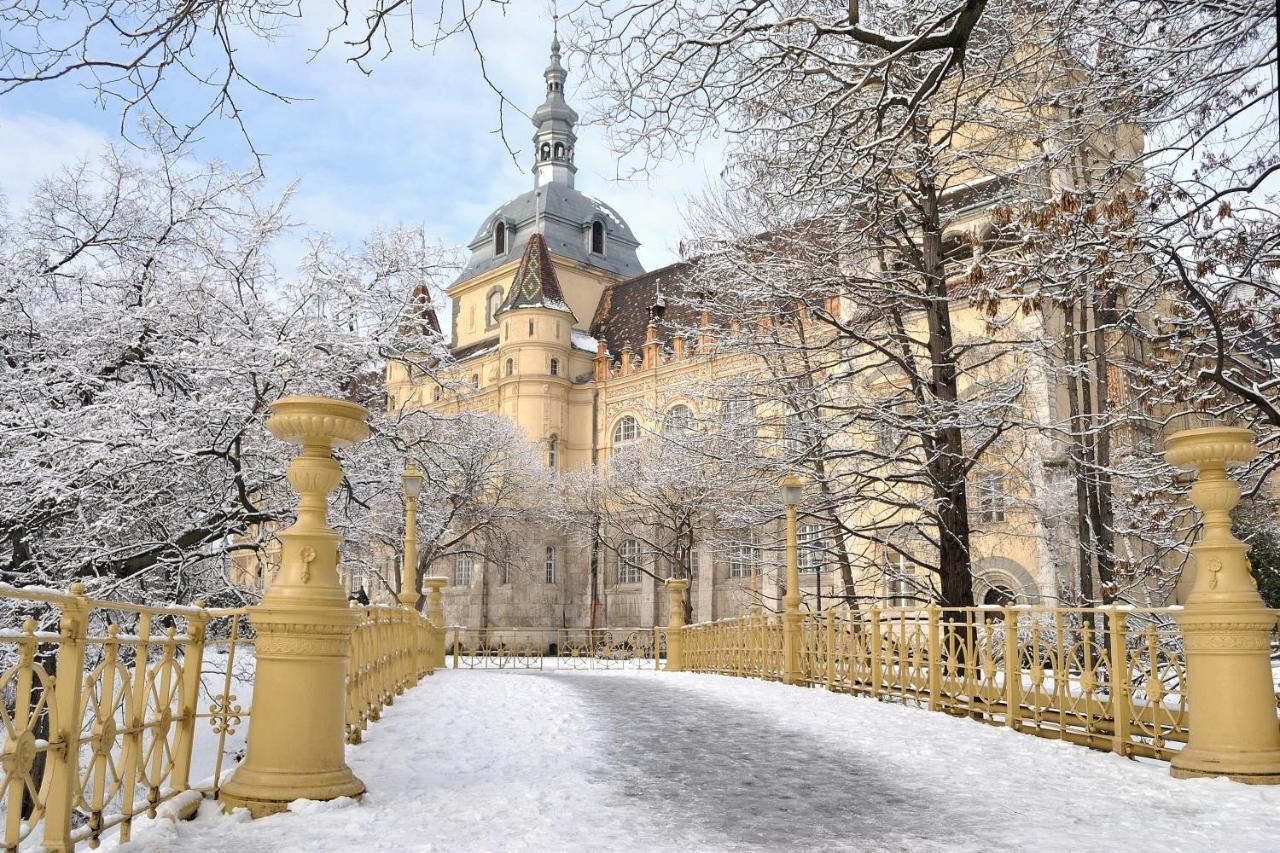 Heroes' Residence Budapeszt Zewnętrze zdjęcie